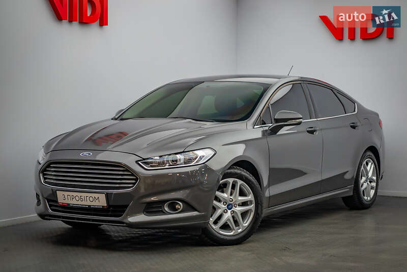 Ford Fusion (2015)
