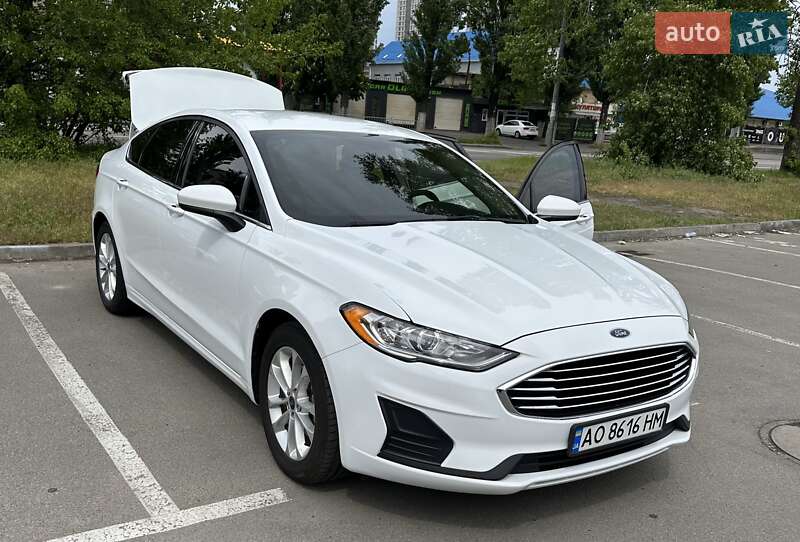 Ford Fusion (2019)