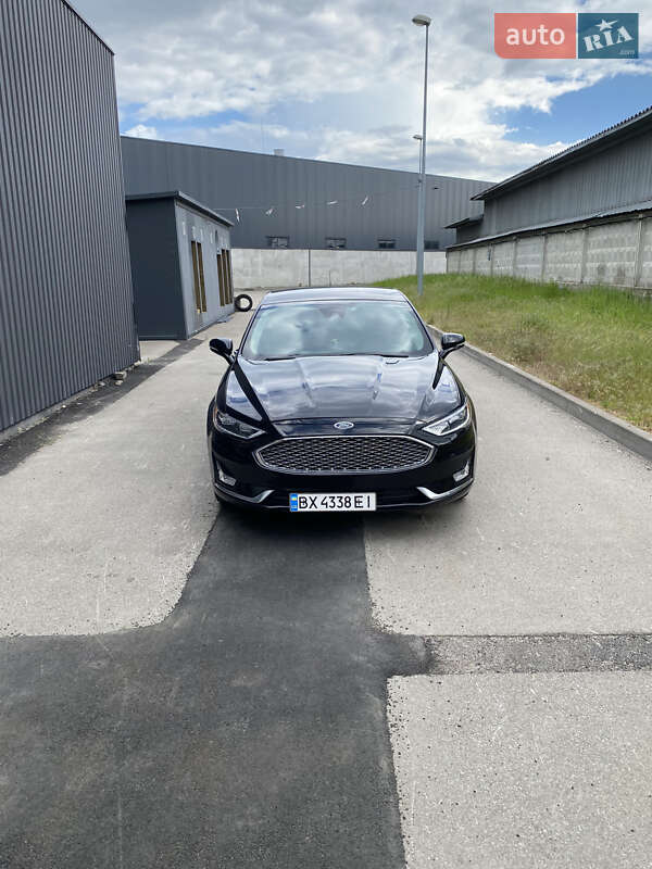 Ford Fusion (2018)