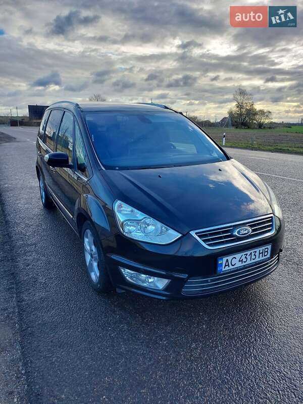 Ford Galaxy (2012)