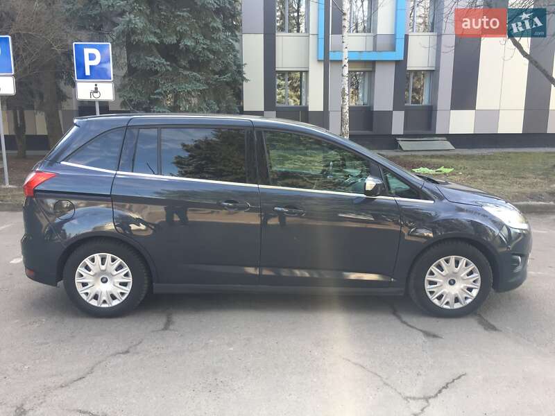 Ford Grand c-max (2011)