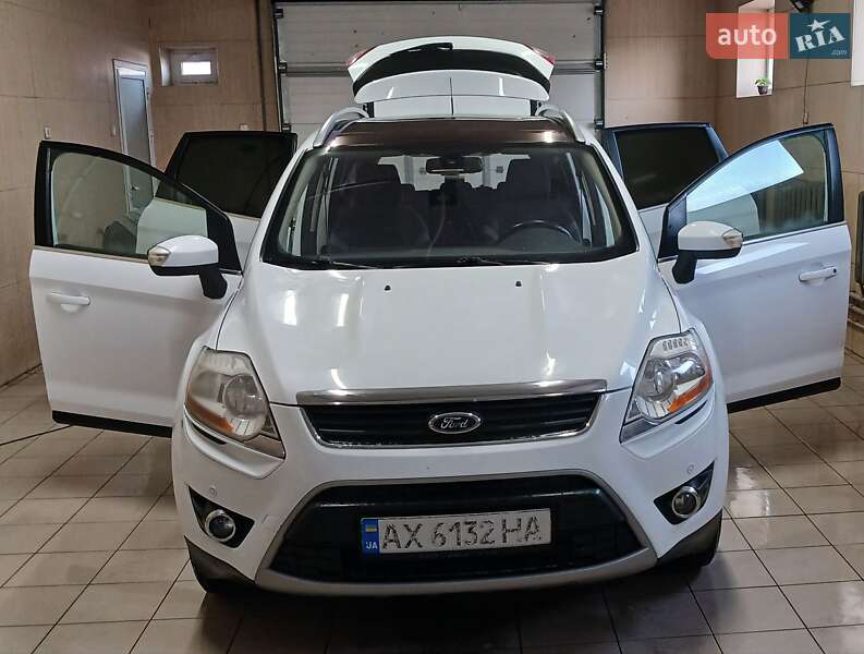 Ford Kuga (2012)