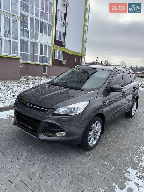 Ford Kuga (2016)