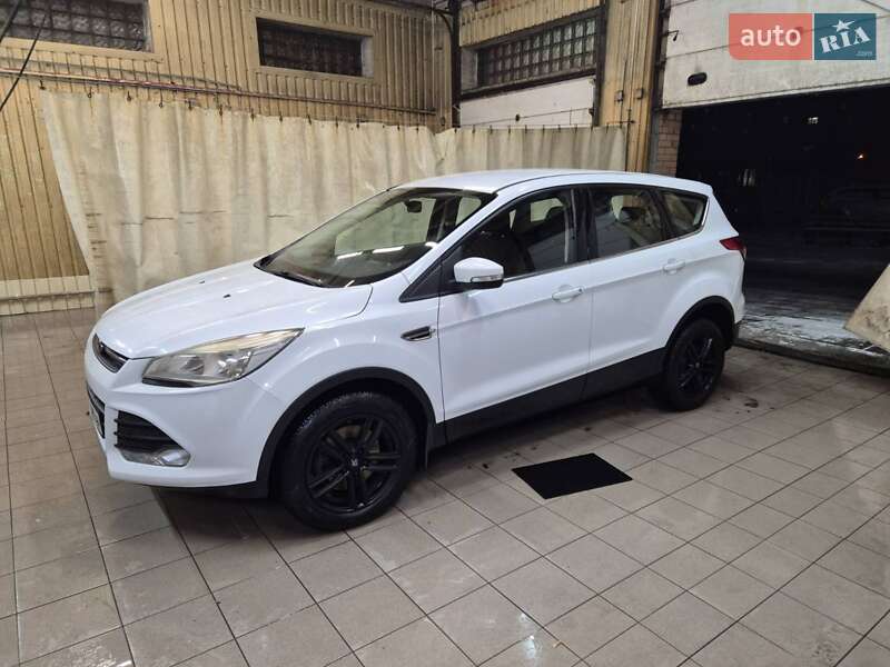 Ford Kuga (2014)