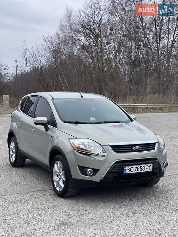 Ford Kuga (2010)