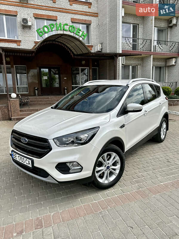 Ford Kuga (2017)