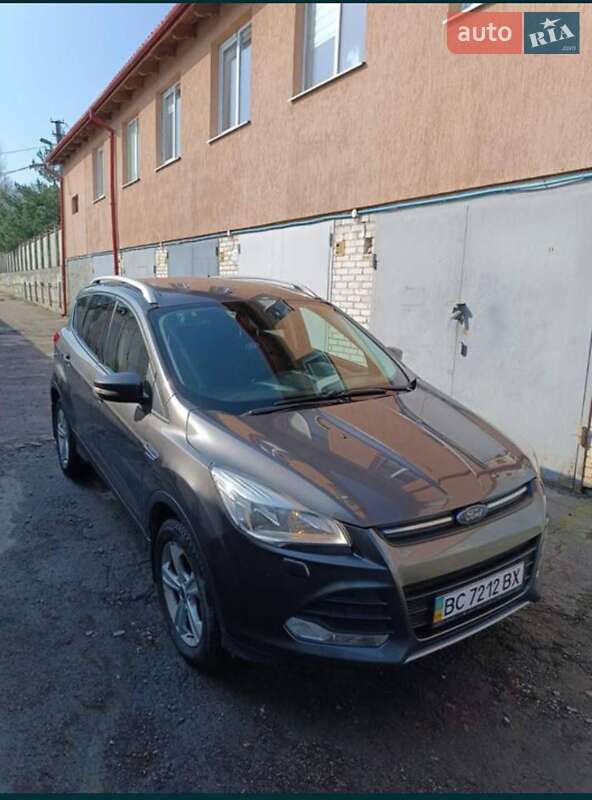 Ford Kuga (2016)