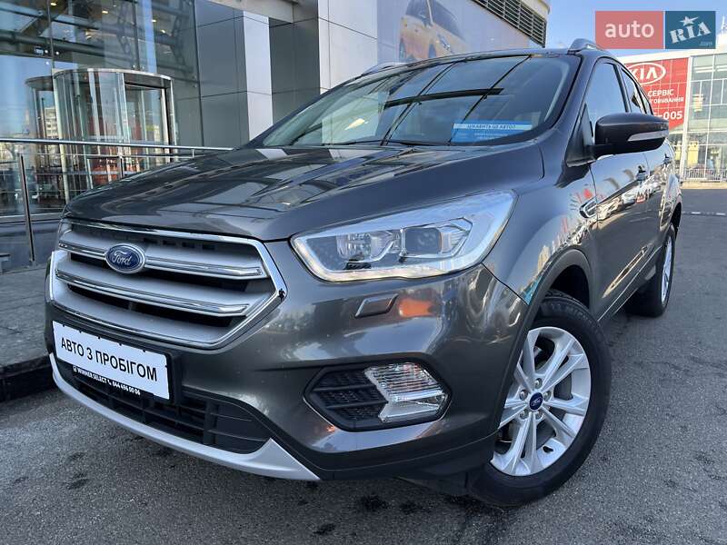 Ford Kuga (2019)