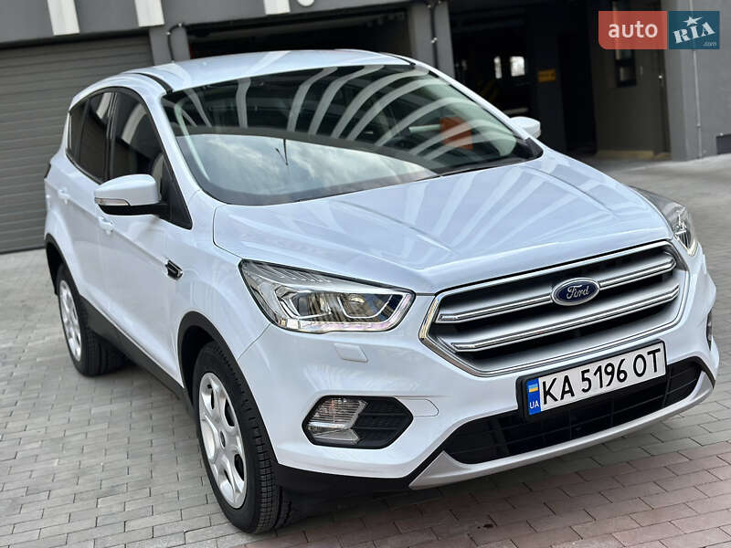 Ford Kuga (2018)