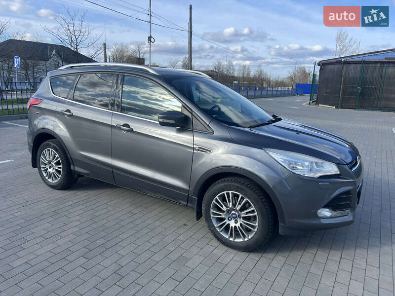Ford Kuga (2013)