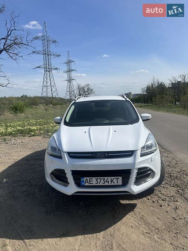 Ford Kuga (2015)