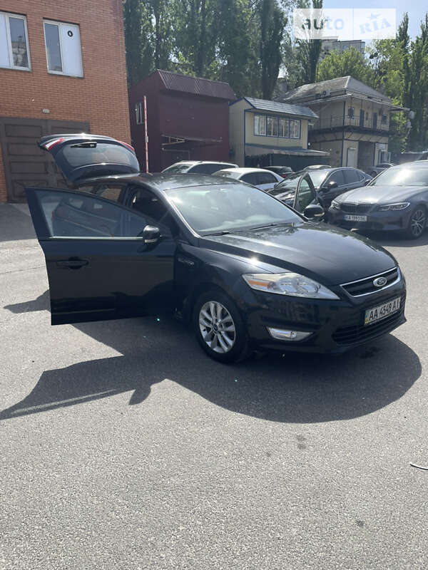 Ford Mondeo (2011)