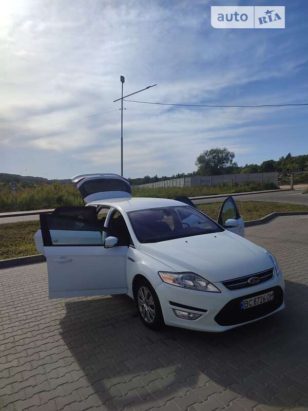Ford Mondeo (2012)