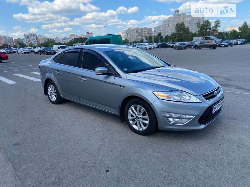 Ford Mondeo (2012)
