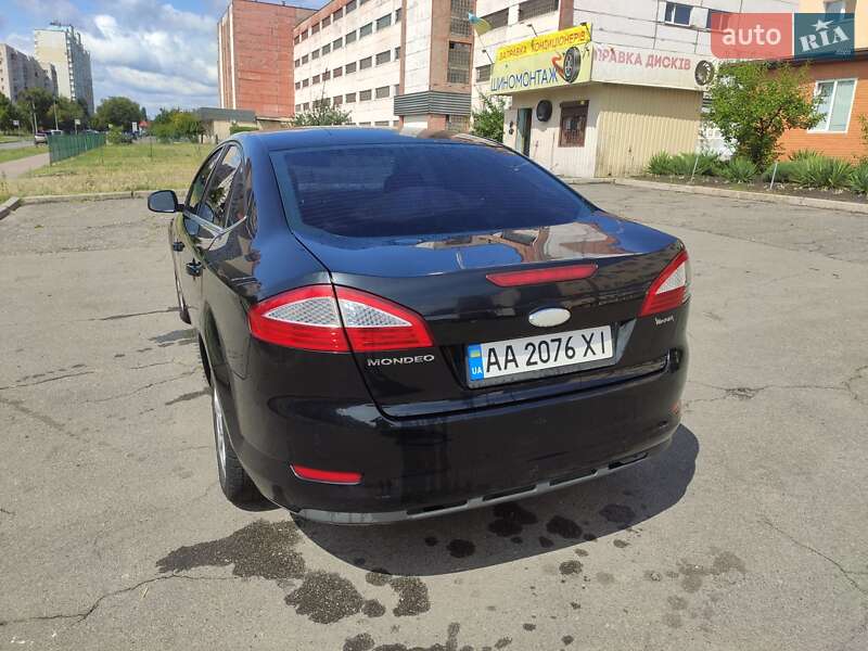 Ford Mondeo (2010)