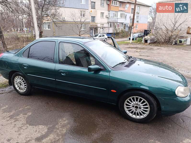 Ford Mondeo (2000)