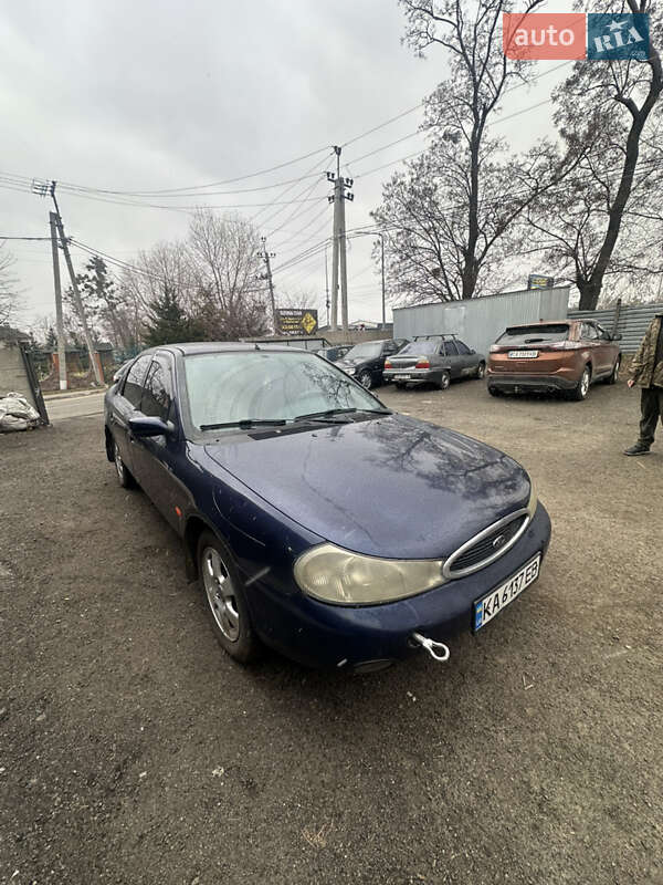 Ford Mondeo (1998)