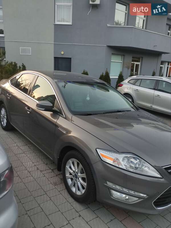 Ford Mondeo (2012)