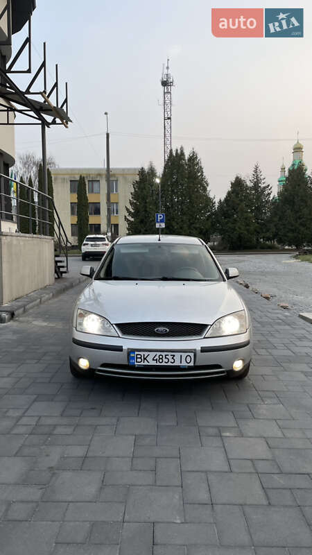 Ford Mondeo (2002)