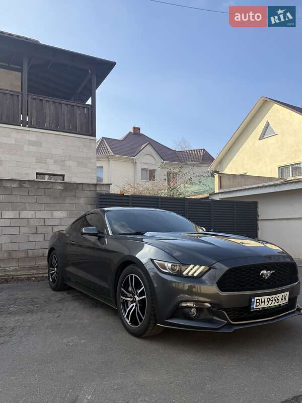 Ford Mustang (2015)