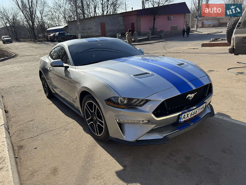 Ford Mustang (2021)