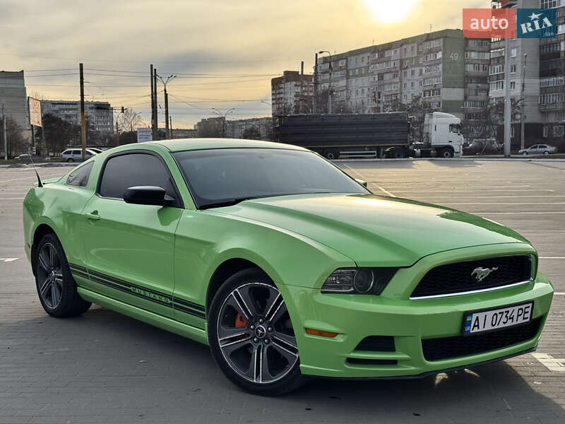 Ford Mustang (2012)