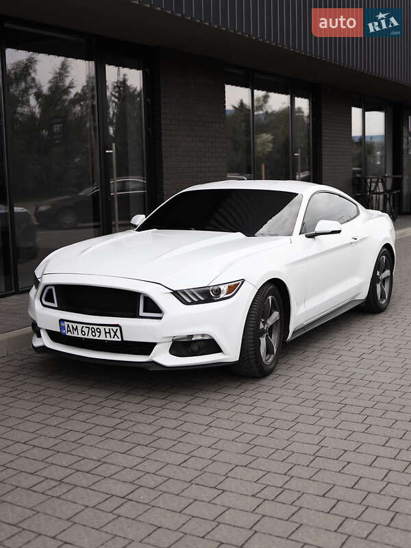 Ford Mustang (2014)