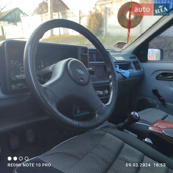 Ford Sierra (1989)