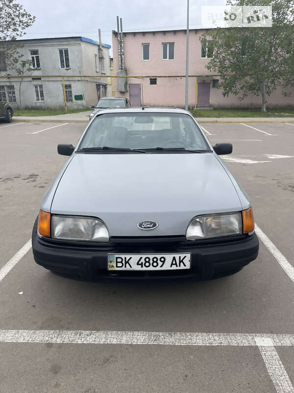 Ford Sierra (1989)