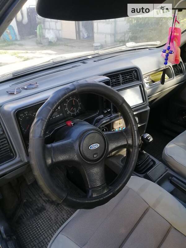 Ford Sierra (1990)