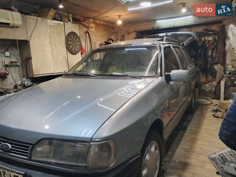 Ford Sierra (1992)