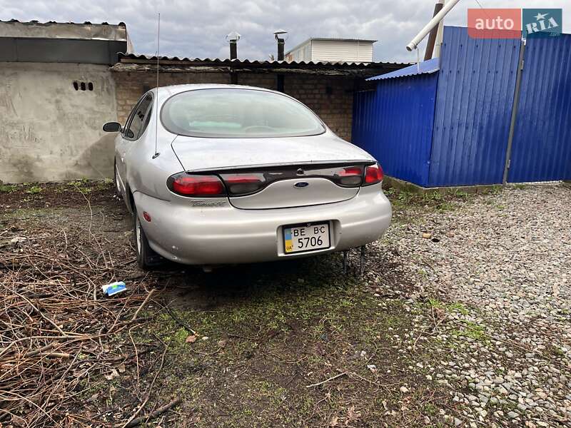 Ford Taurus (1998)