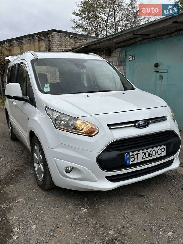 Ford Tourneo connect (2014)