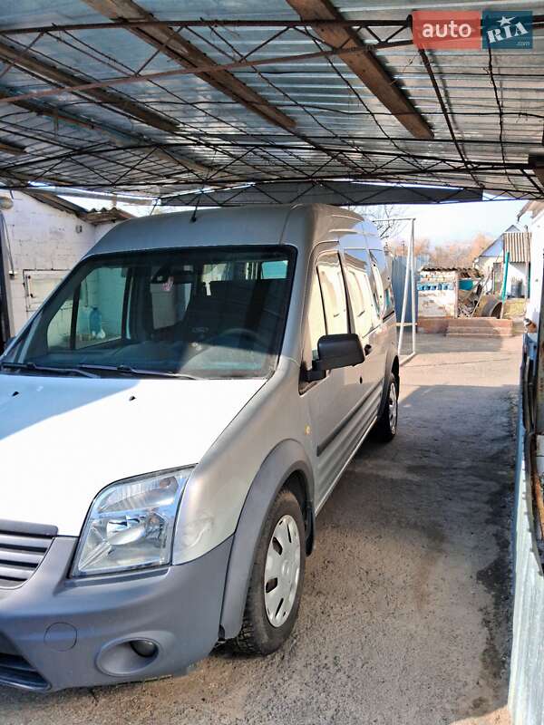 Ford Tourneo connect (2011)