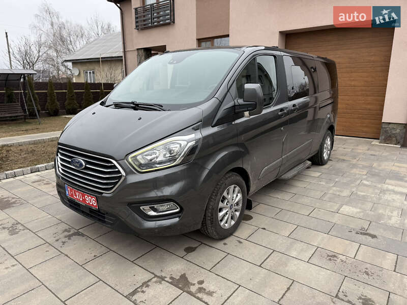 Ford Tourneo custom (2018)