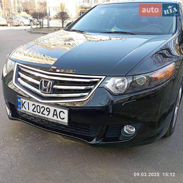 Honda Accord (2009)