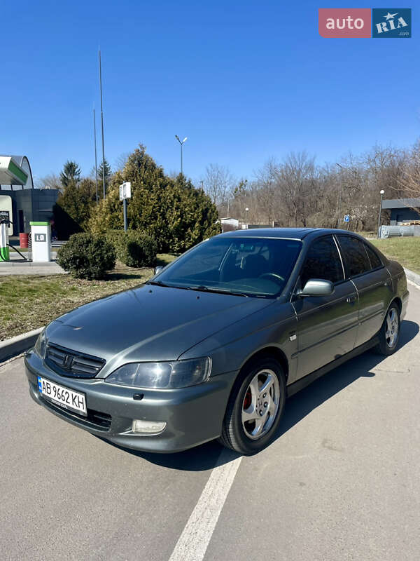 Honda Accord (2001)