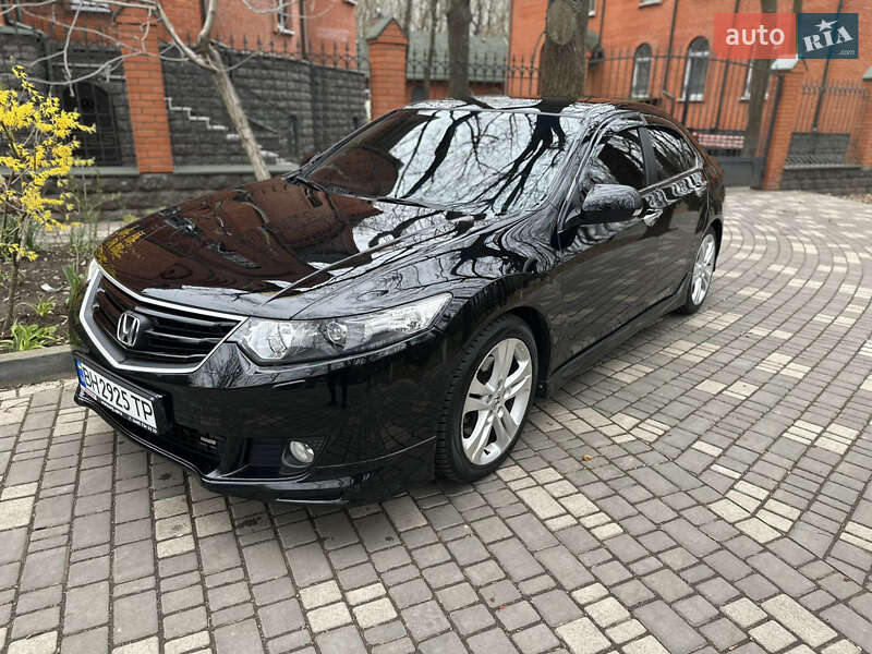 Honda Accord (2010)