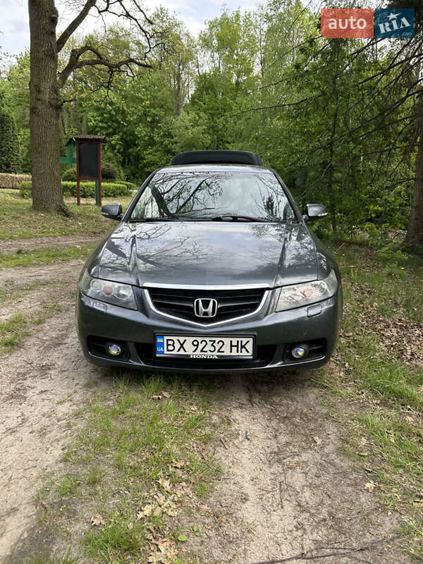 Honda Accord (2004)