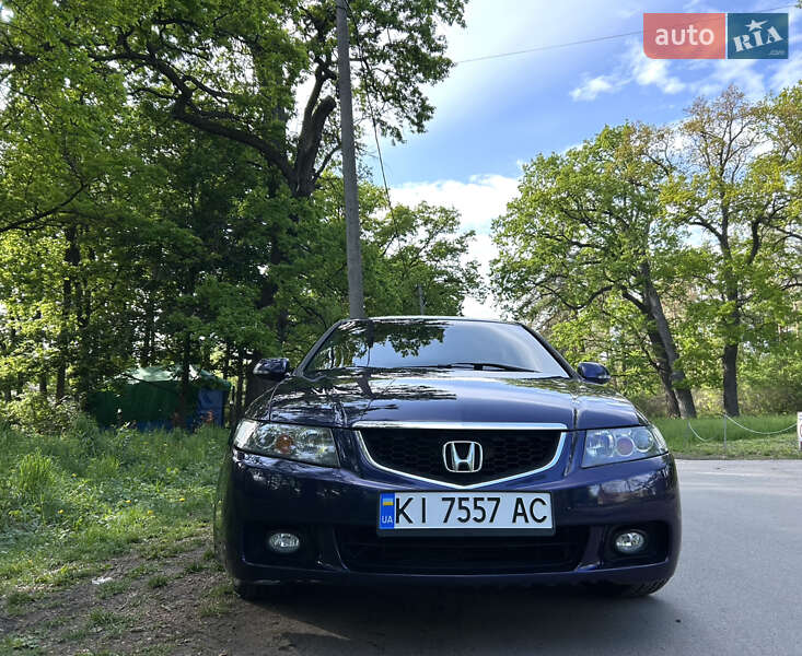 Honda Accord (2005)