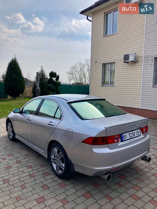 Honda Accord (2007)