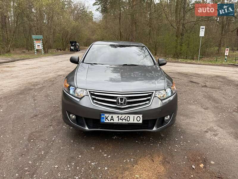 Honda Accord (2009)