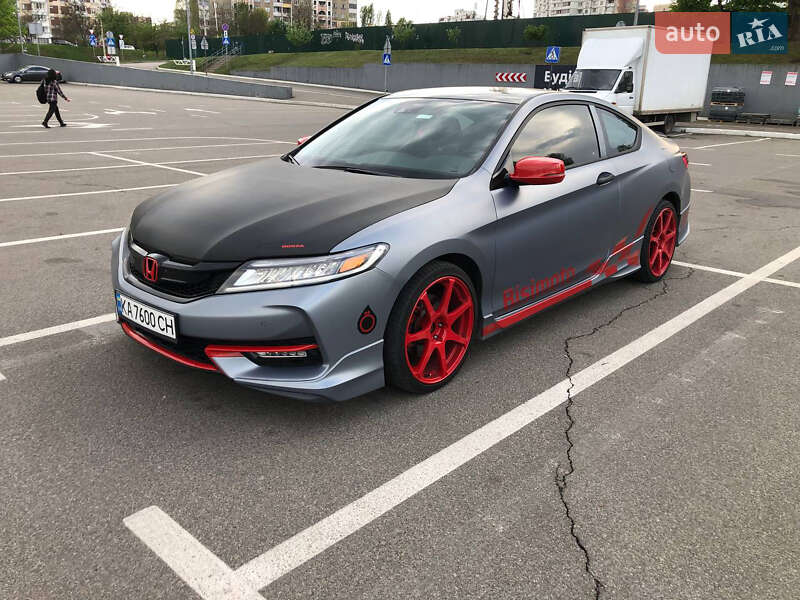 Honda Accord (2016)