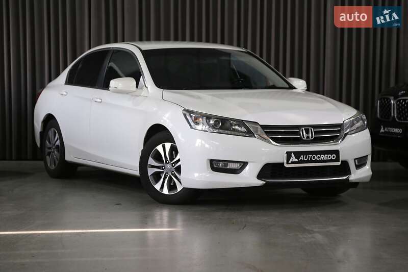 Honda Accord (2013)