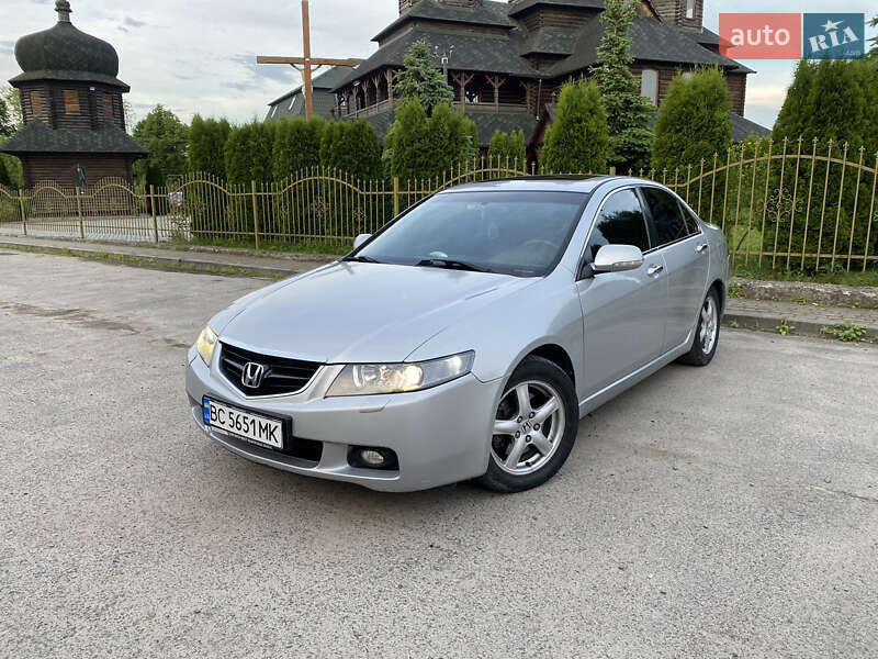 Honda Accord (2005)
