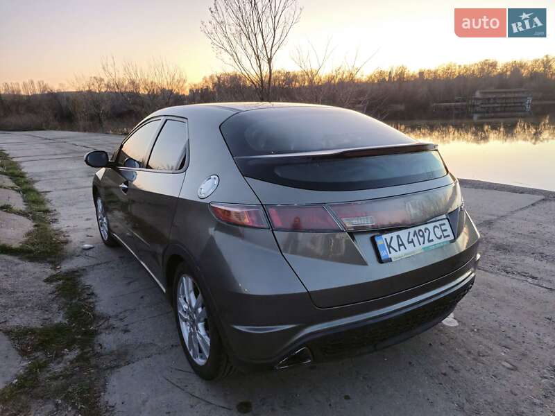 Honda Civic (2007)