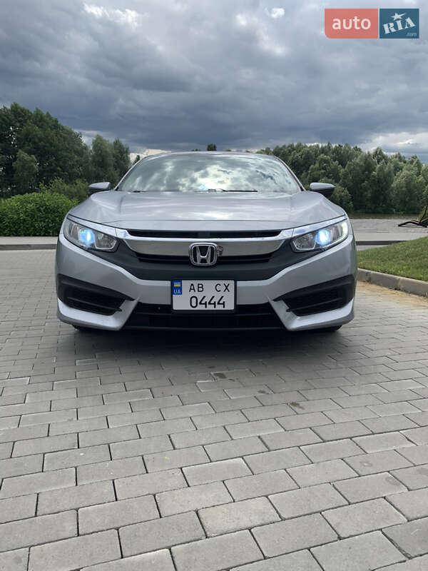 Honda Civic (2016)