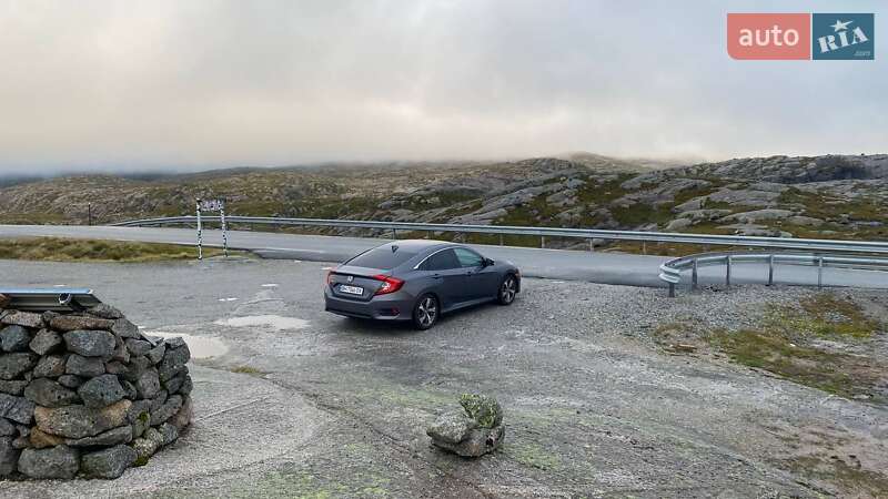Honda Civic (2017)