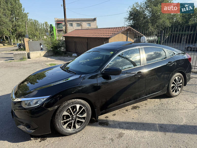 Honda Civic (2017)