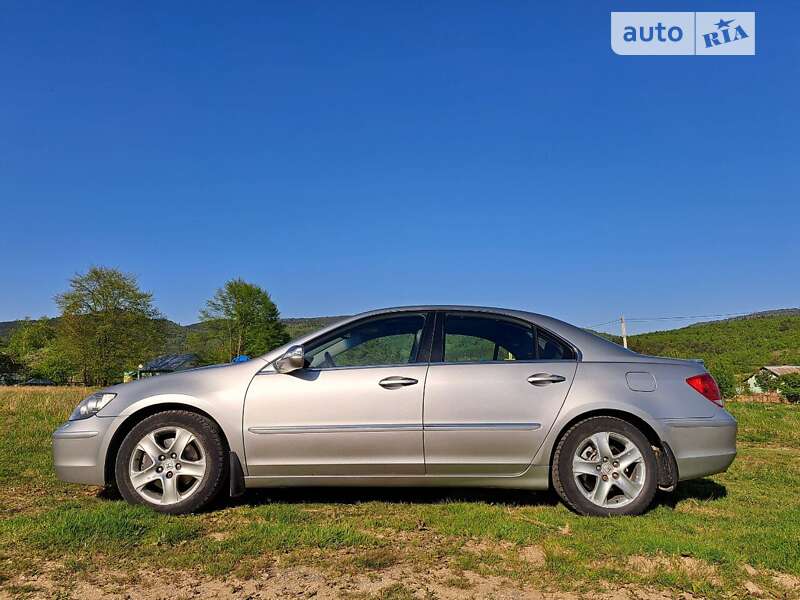 Honda Legend (2006)